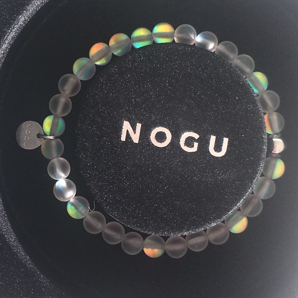 Nogu Rainbow Mermaid Glass White Bead Bracelet